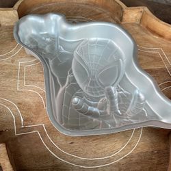 Spider-Man Cake Pan