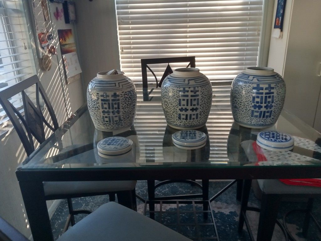 Antique Chinese Jar