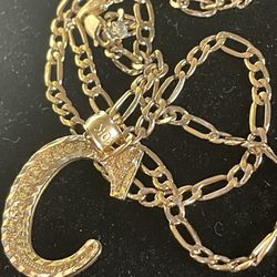 10k Solid Gold FIGARO Chain with 10k Solid C Pendant!!!