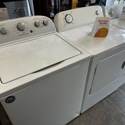 Whirlpool Washer And Amana Electric Dryer