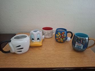 Disney cups set of 5