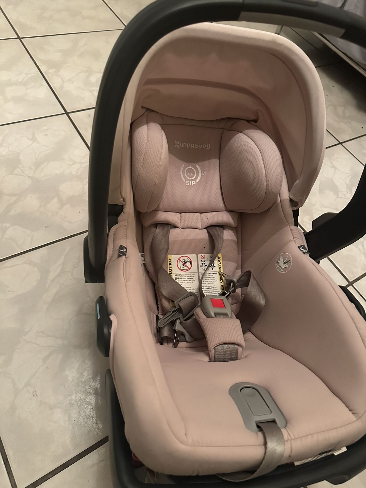 Uppababy Car Seat And Bassinet