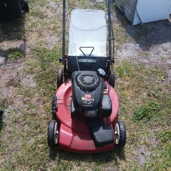 Self Propled Lawn Mower Works Great Starts On First Pull