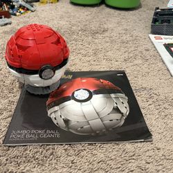 MEGA Construx Pokemon Jumbo Poke Ball Building Set