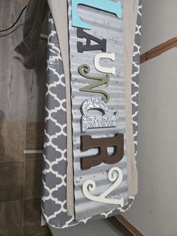 Laundry Sign
