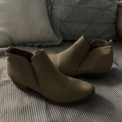 Beige Boots