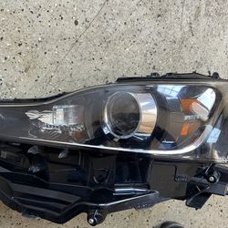 Lexus Is Headlights