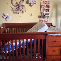 Crib + Changing Table 