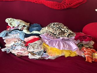 Girls clothing size: 9-12 / 18 months