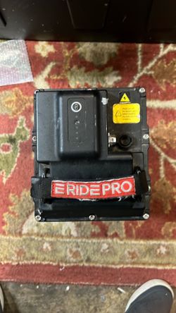 ERide Pro removable lithium battery pack for electric dirt bike / e-moto.