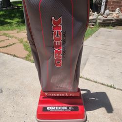 Oreck xl commercial vac