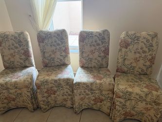 Free Chairs