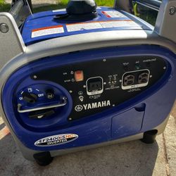 Yamaha  EF 2400is HC Inverted