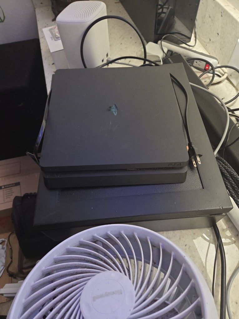 Ps4 Console Slim