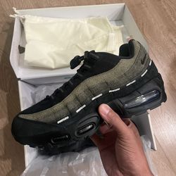 Undefeated Air Max 95