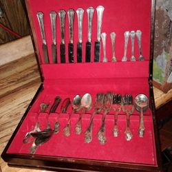 Oneida Community The Finest Silverplate Silver Plate Flatware