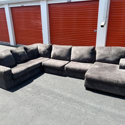 Sectional Comfy Couch