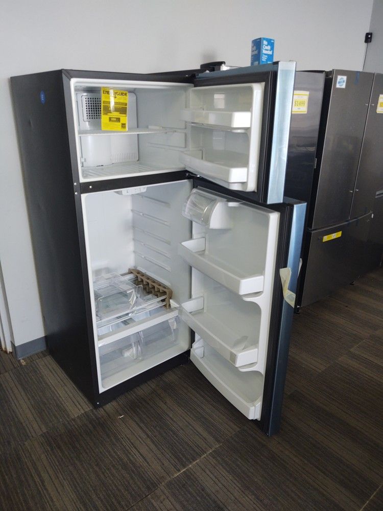 2021 GE RefrigeratorWarranty Included for Sale in Sacramento, CA OfferUp
