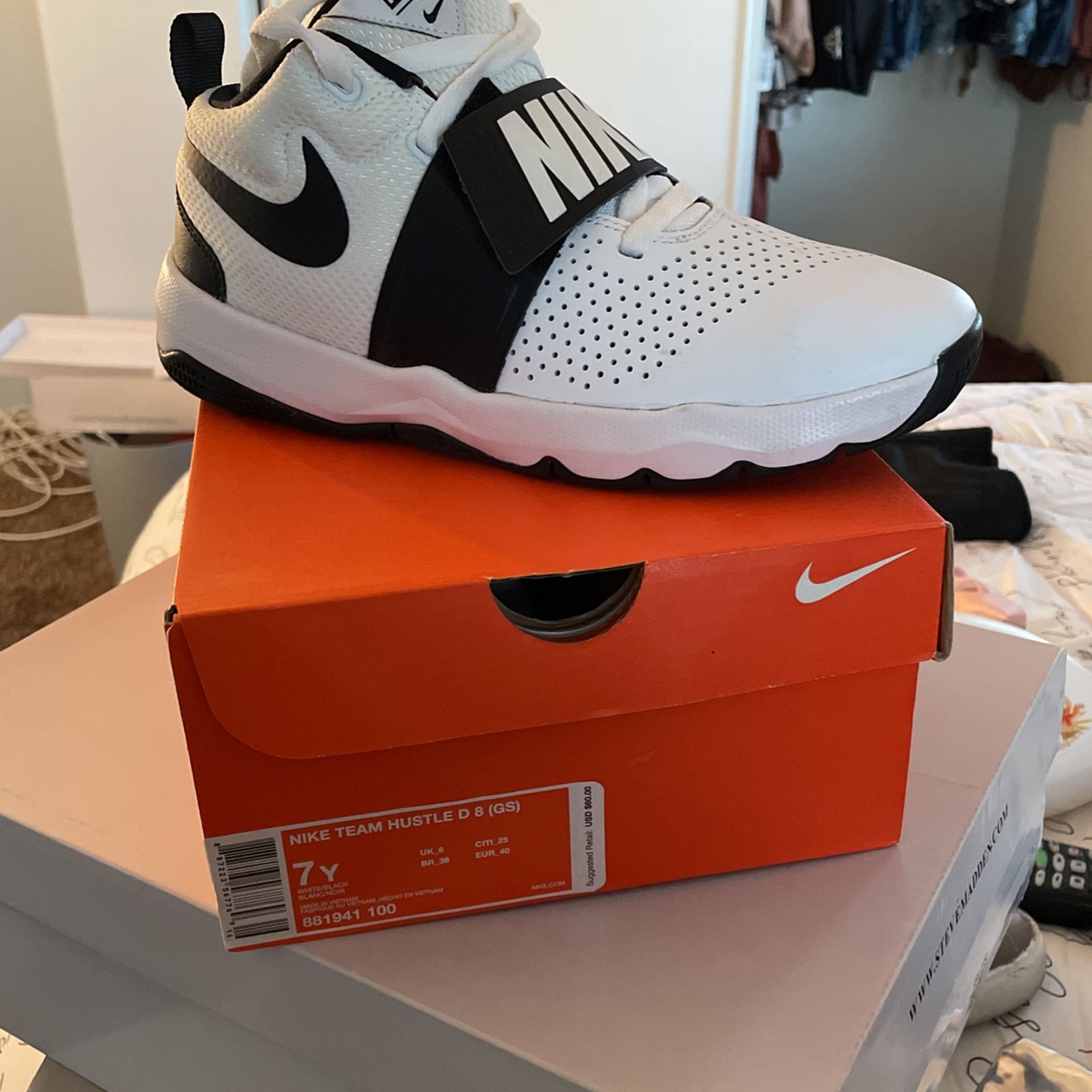 Nike