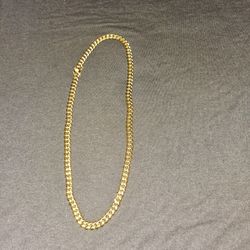 22in 8m 18k Plated Cuban Chain $90