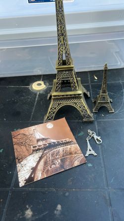 Eiffel Tower Deco