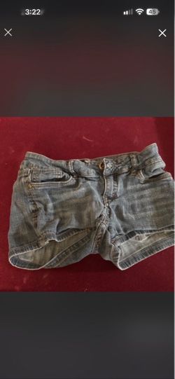 Low rise blue denim shorts