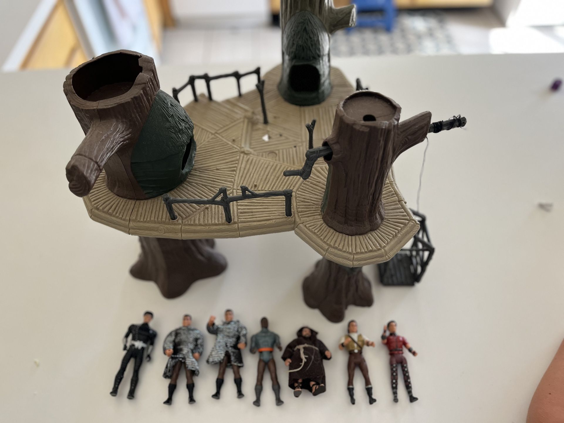 1991 Robin Hood Prince of Thieves Kenner Lot – Sherwood Forest Playset + 8 Figures