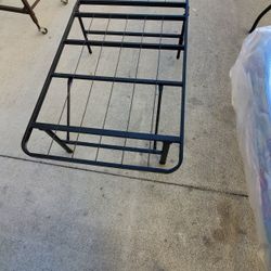 Metal Frame With Mattress 160