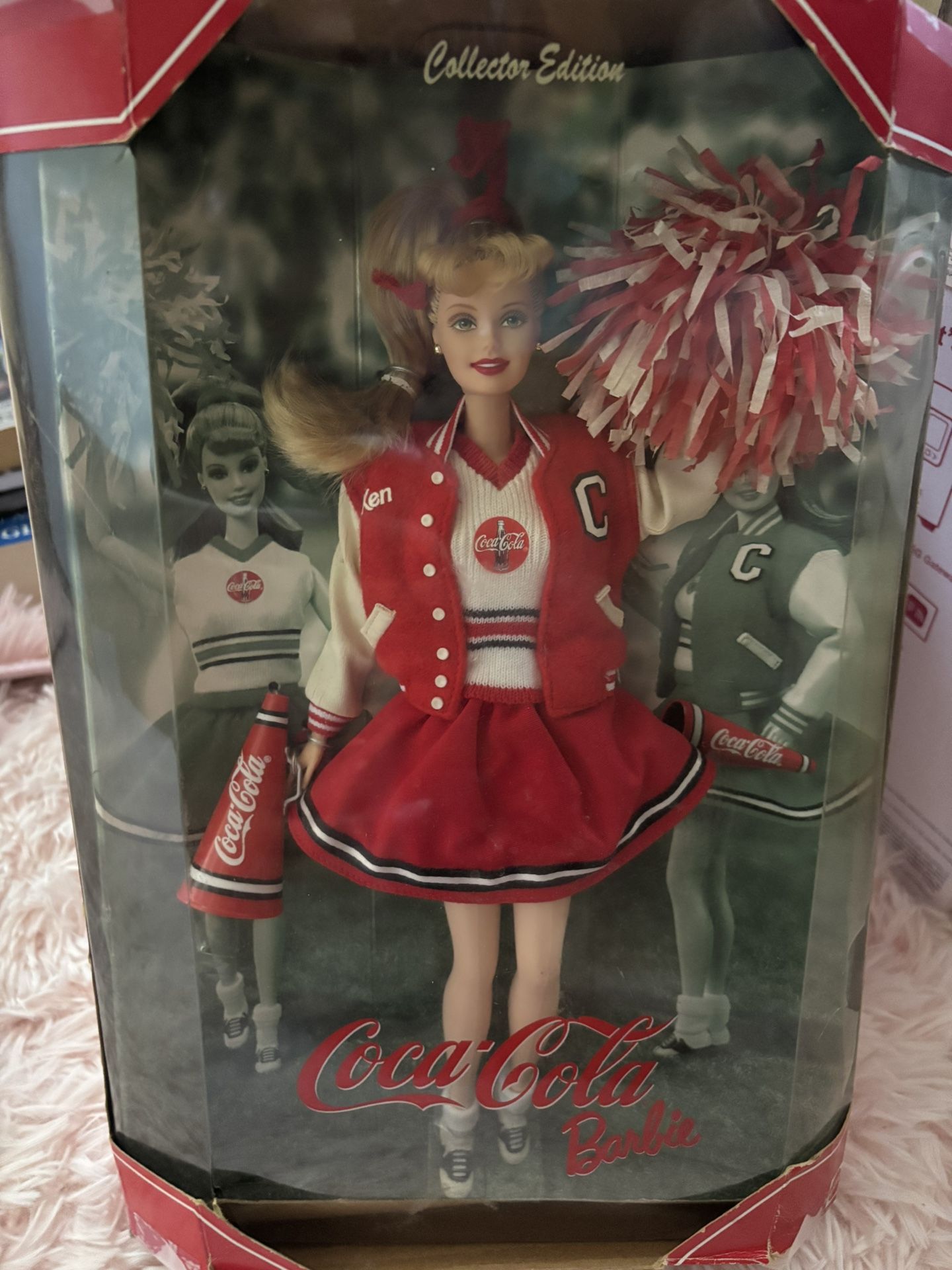 Coca-Cola Cheerleader Barbie Doll Collector Edition 2000 Mattel