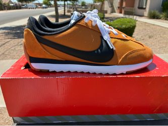 Nike Pacific men’s size 9.5