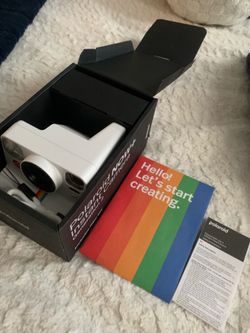 Polaroid now + instant camera