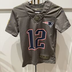 Tom Brady Patriots Nike "Salute to Service" Youth Jersey - Size Small (8)