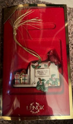 2003 Lenox Present Mail Box
