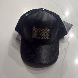 Loui Vuitton Hat 
