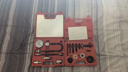 Tools Compression Kit And Pulley Kit.