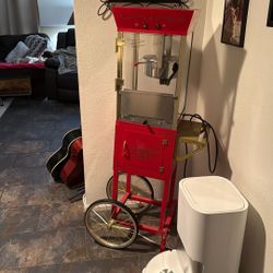 Old School Popcorn Machine 