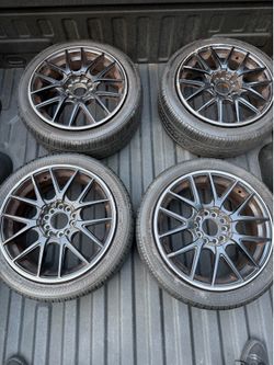 Wheel and tire set