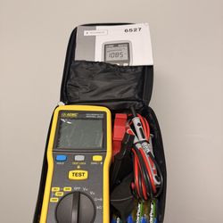 NEW AEMC 6527 Handheld Digital Multimeter AC/DC Voltage Resistance w/ Leads & Case Megohmmeter