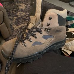 Boots North West Territory 