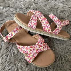 Girl Sandals 12
