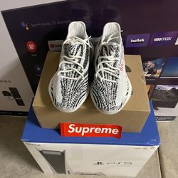 Yeezy 350 Zebra