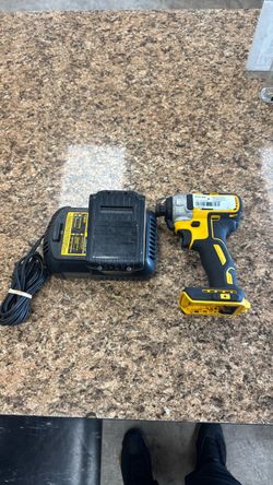 Tools Dewalt impact dcf787