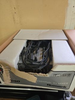 DM 1050 Numark Mixer