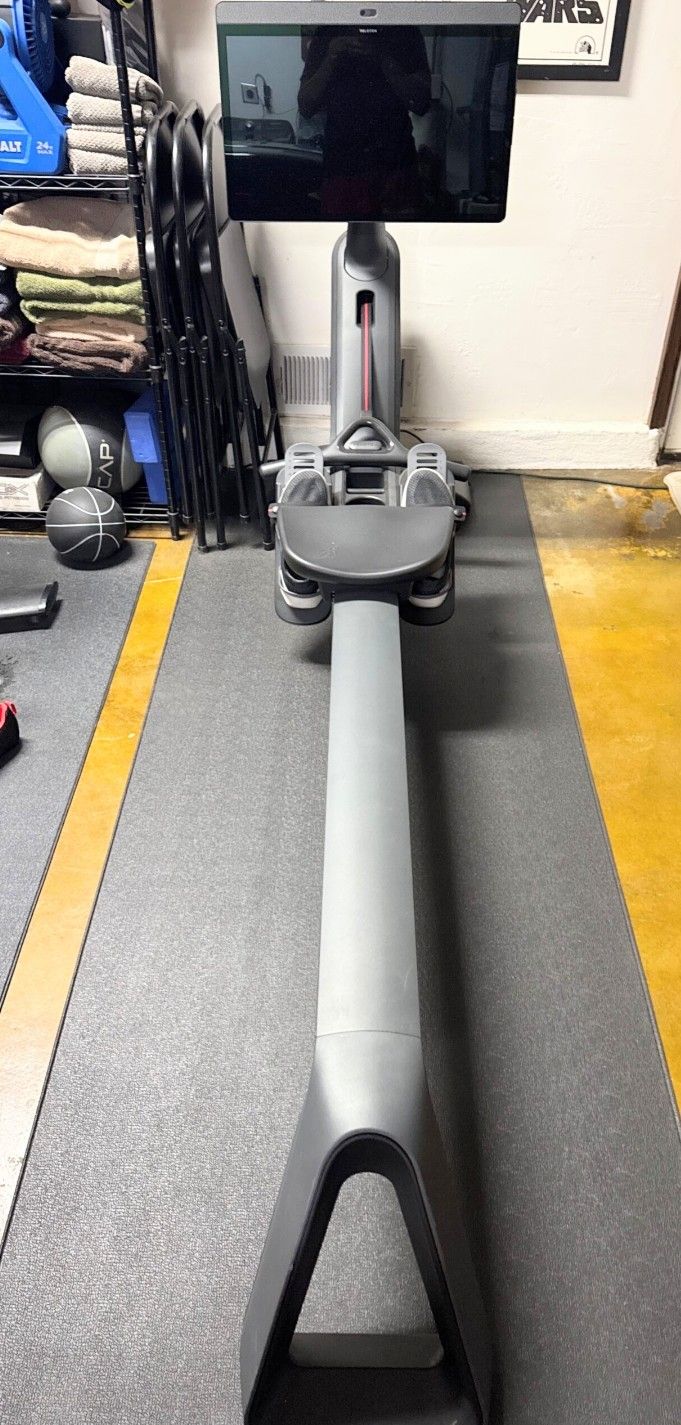 Peloton Row Like-New