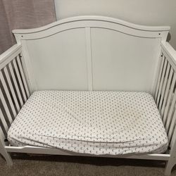 Baby Crib/toddler Bed