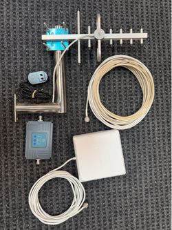 Cell phone signal booster