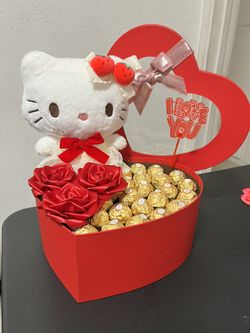 HK Valentine Arrangement Large Heart Box