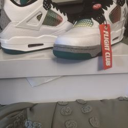 Jordan 4 Rasta 