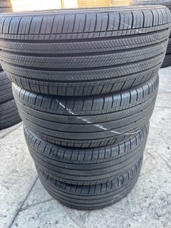 235/45r18 Michelin tires en excelentes condiciones de vida las 4