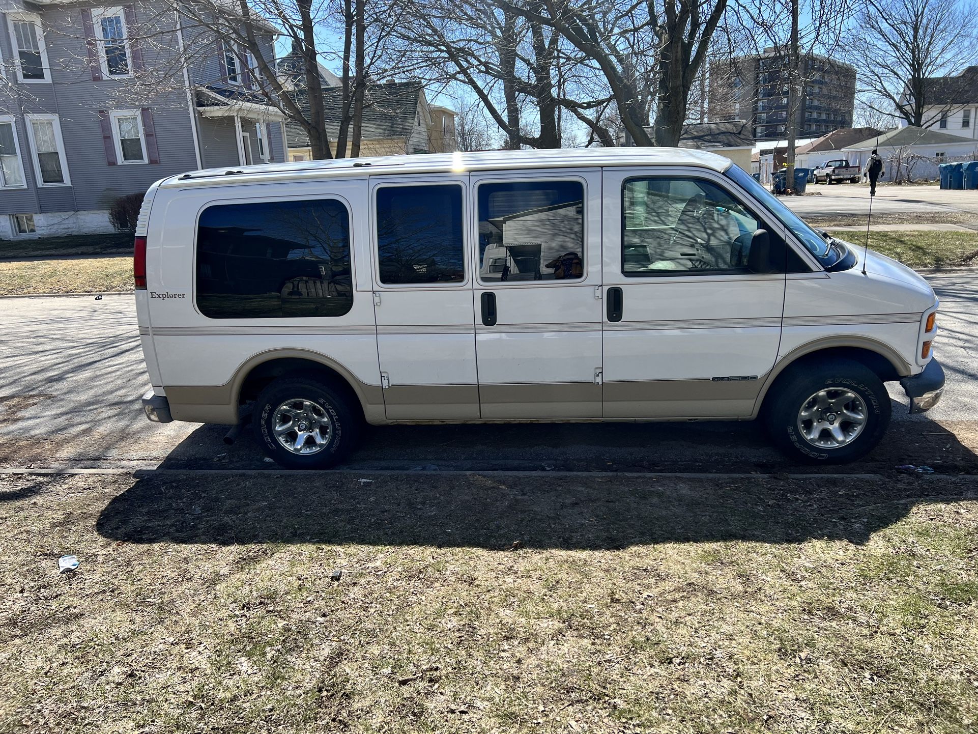 2001 GMC Savana